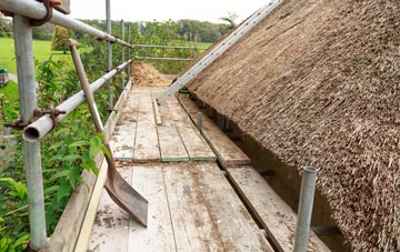 advantages of Ysbyty Cynfyn thatch roofing